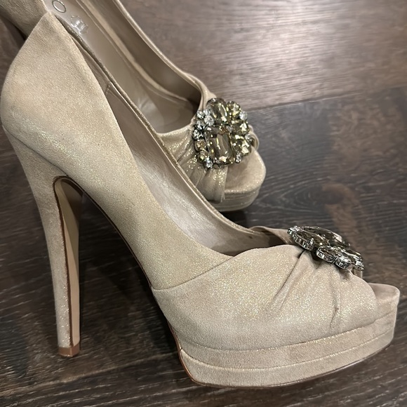 ALDO high heel peep toe pump. - Picture 10 of 13